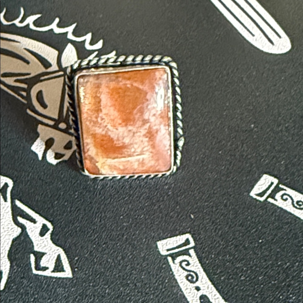 Massive Spiny Oyster Ring
Adjustable Sits at 9 1/2
Silver Plated